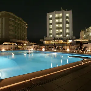 https://hotel-avila-in.emilia-romagnahotels.net